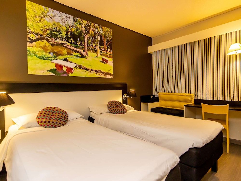 Junior Suite, Multiple Beds