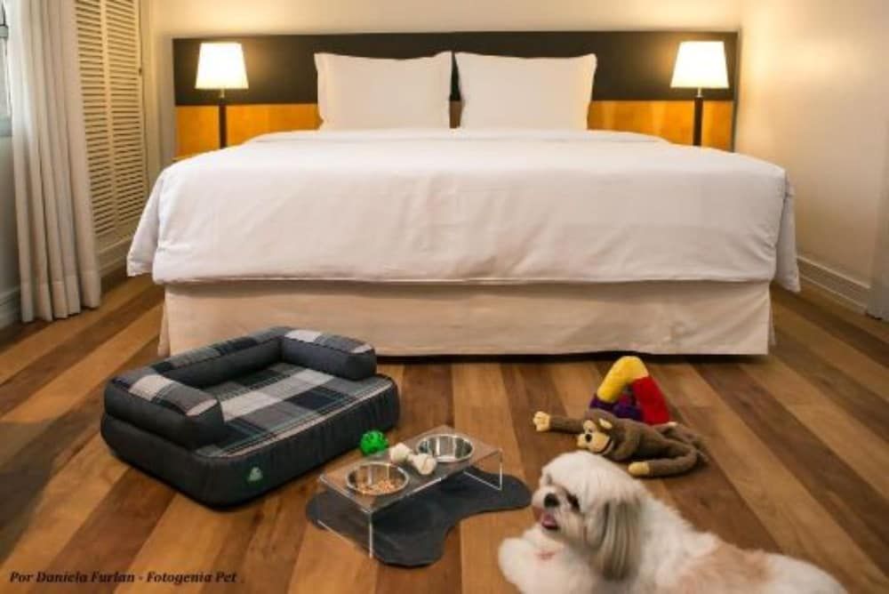 Deluxe Room, 1 King Bed
