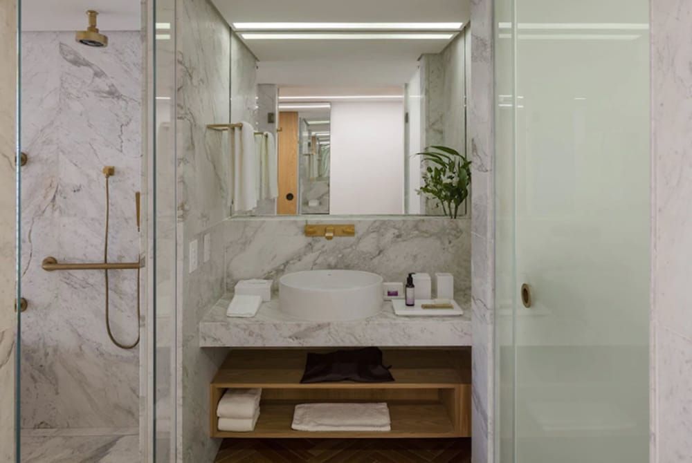 Emiliano Rio Deluxe King Bed Room Internal View 3