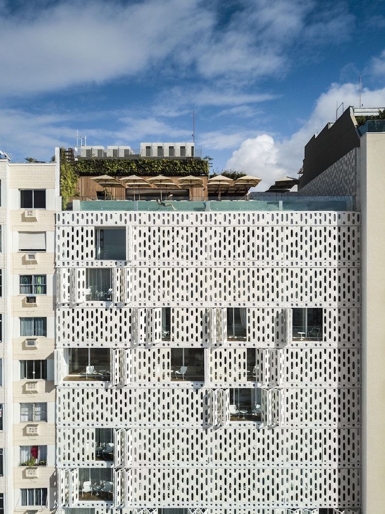 undefined Emiliano Rio 7