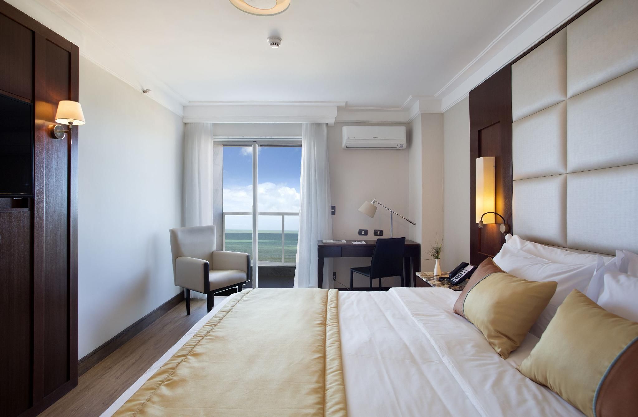 Royal Atlântica Macaé Hotel Superior Queen Room with Two Queen Beds