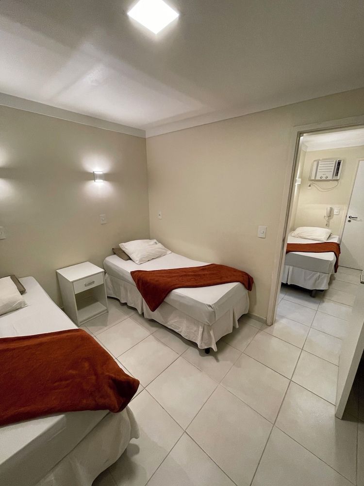 Hotel Cantareira Economy Triple Room, 3 Twin Beds 3