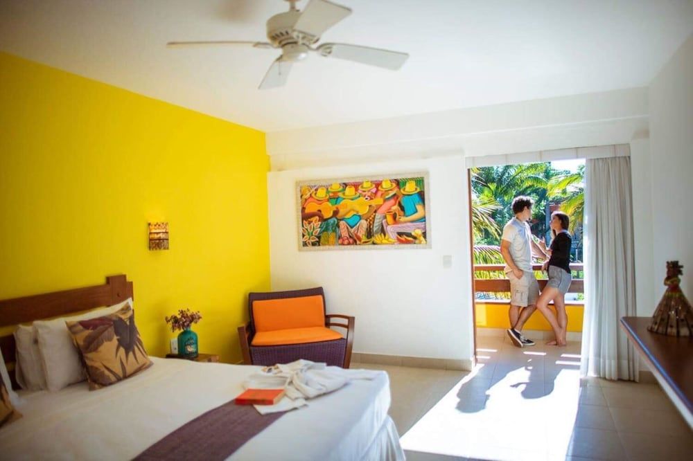 Deluxe Room, Balcony