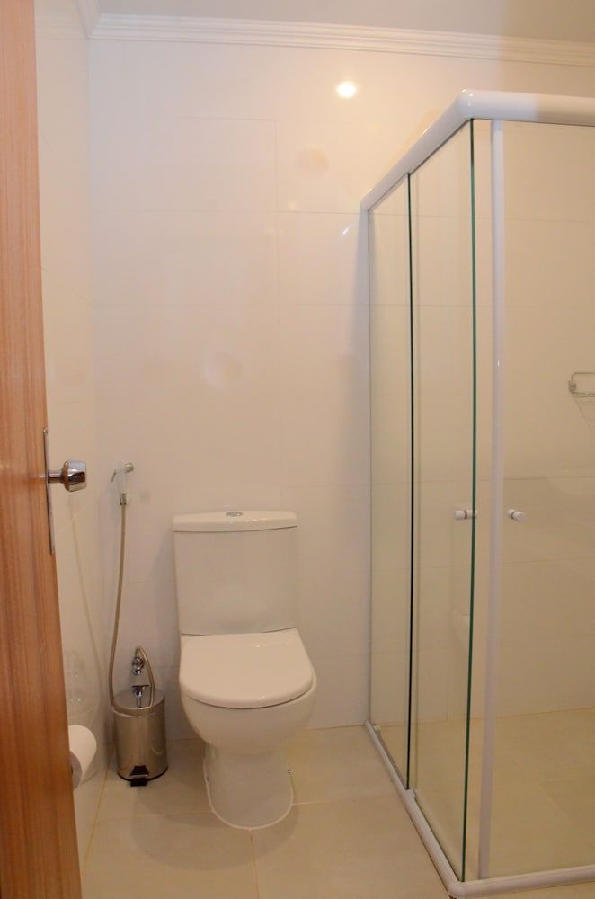 Saionara Hotel Twin Room, 2 Twin Beds 3