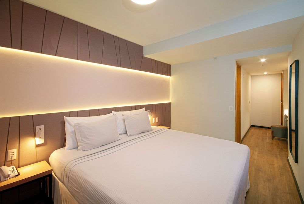 Mirasol Copacabana Hotel Standard Room 8