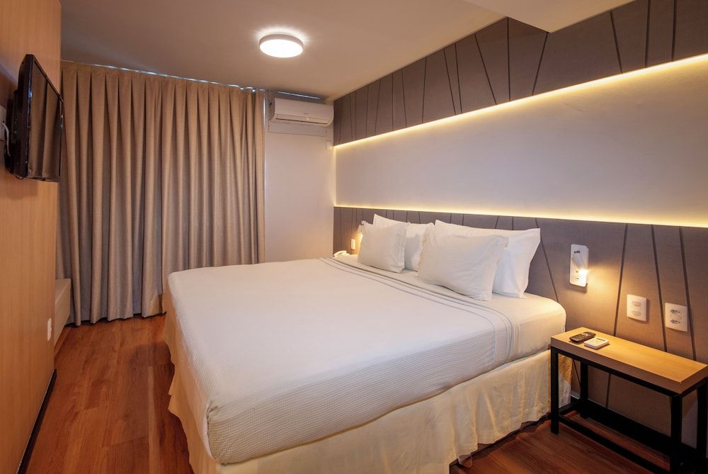 Mirasol Copacabana Hotel Standard Room 9