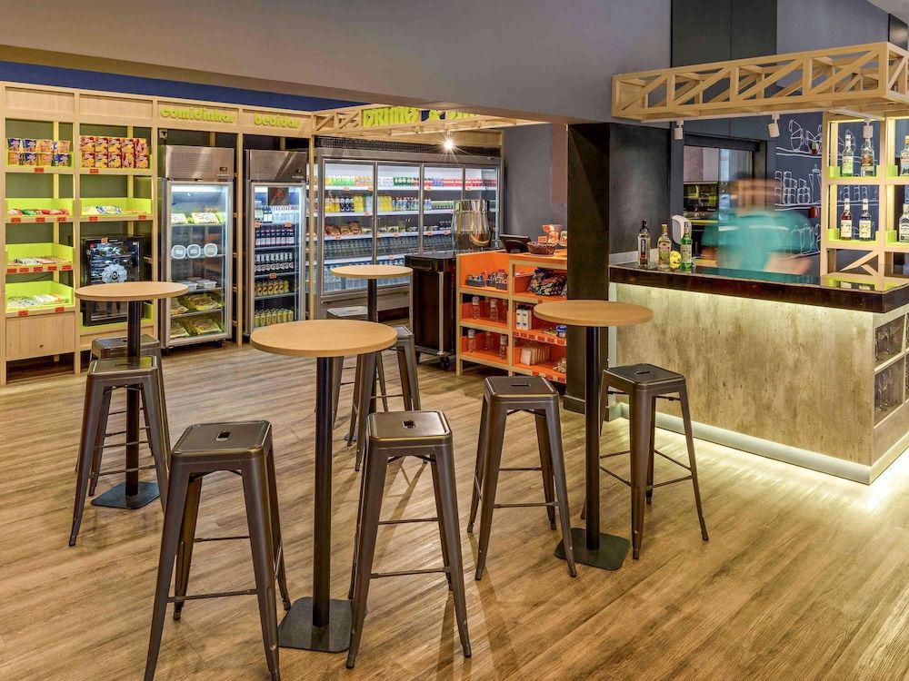 Sports Bar