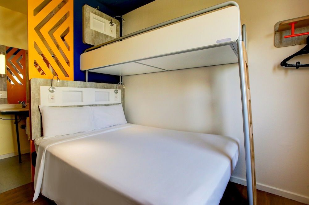 Standard Apartment, Double bed with a single bed on top