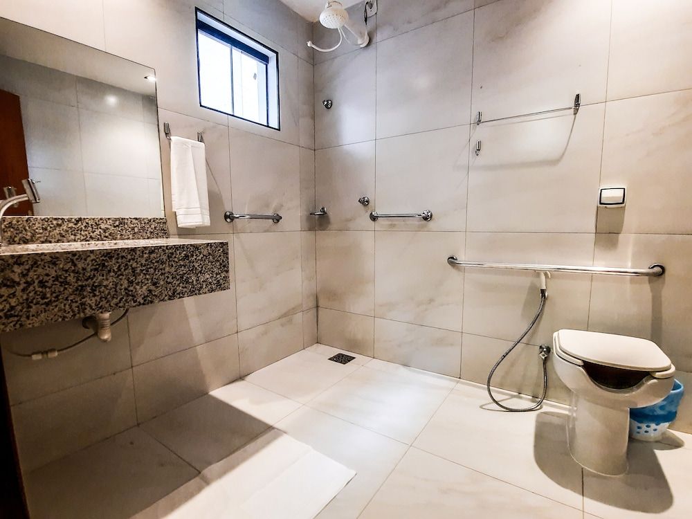 Hub Hotel DUPLO DELUXE ACESSIVEL 2