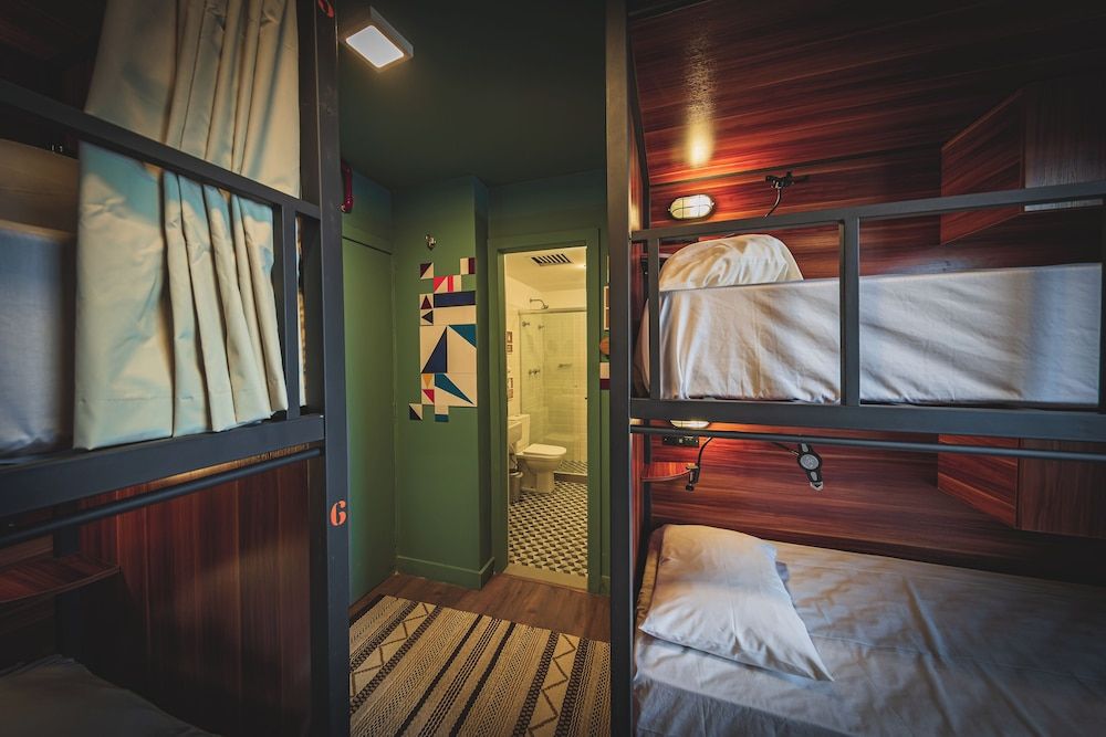 4 Bed Mixed Community Dorm