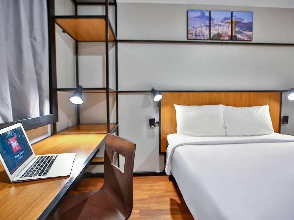 undefined ibis Copacabana Posto 2 Hotel 10