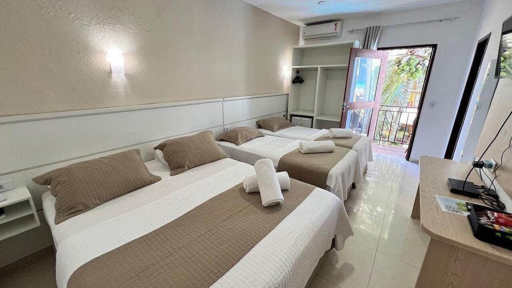 Pousada dos Jangadeiros Quadruple Room, Partial Sea View 4