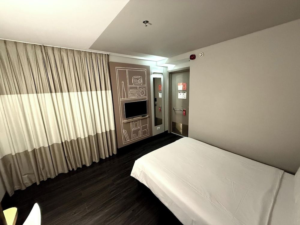 Standard Room, 1 Double Bed, Mobility Accessible