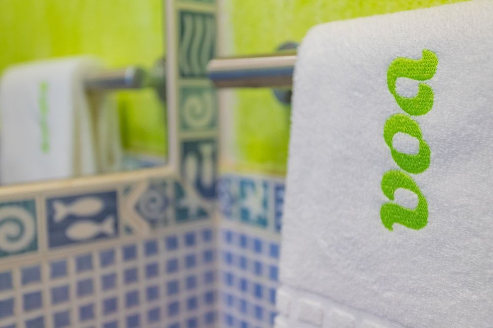 Wood House Deluxe Room (Family) 5