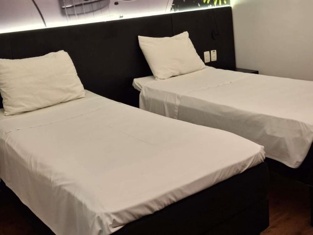 Room, 2 Twin Beds, Accessible (Accessible)