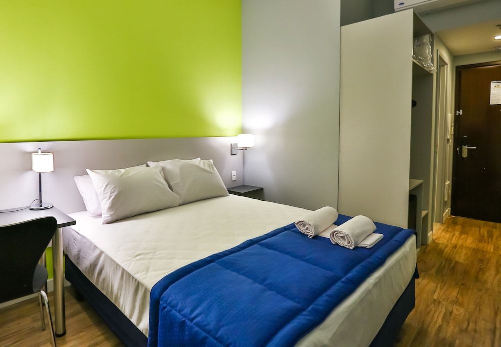 Standard Room, 1 Queen Bed
