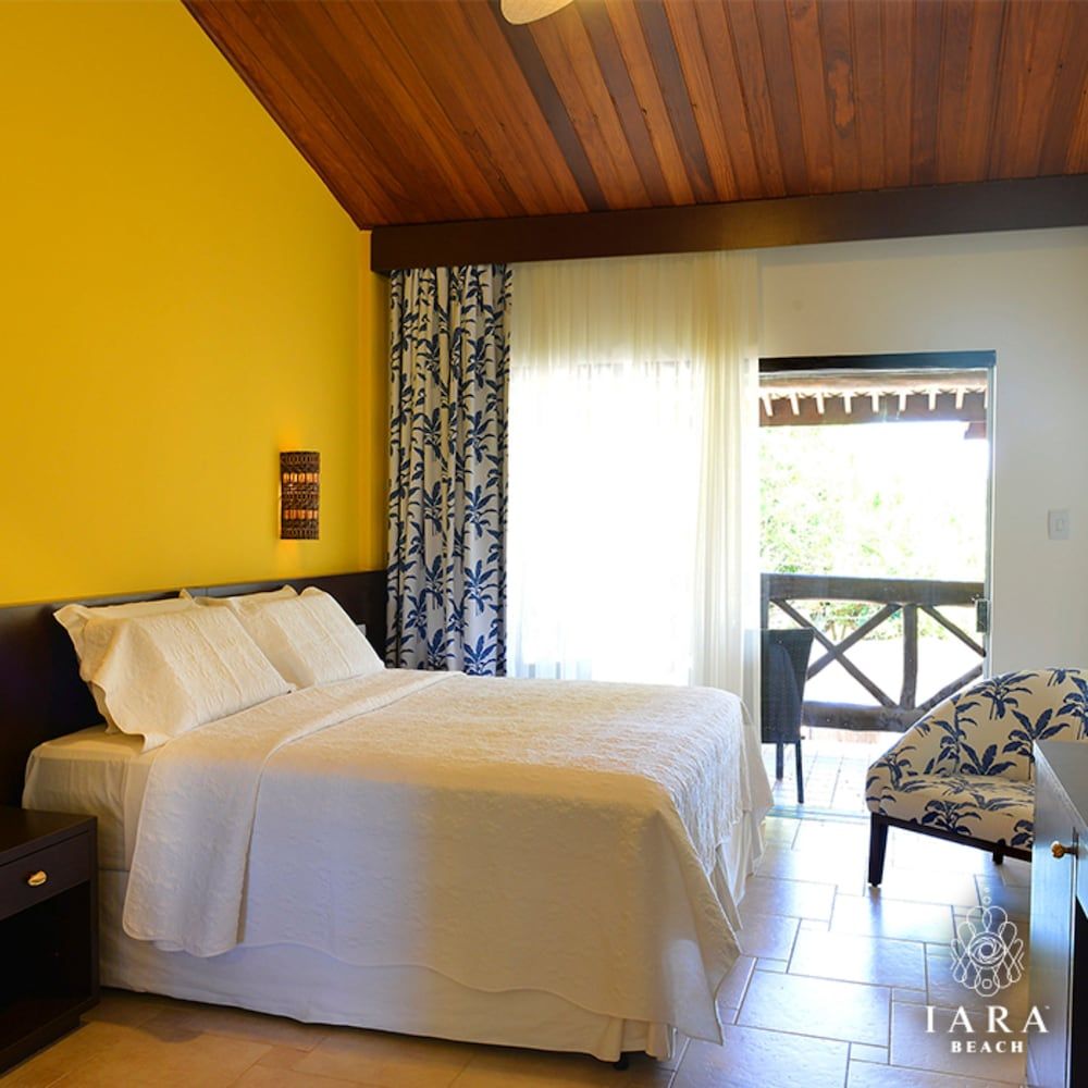 Iara Beach Hotel