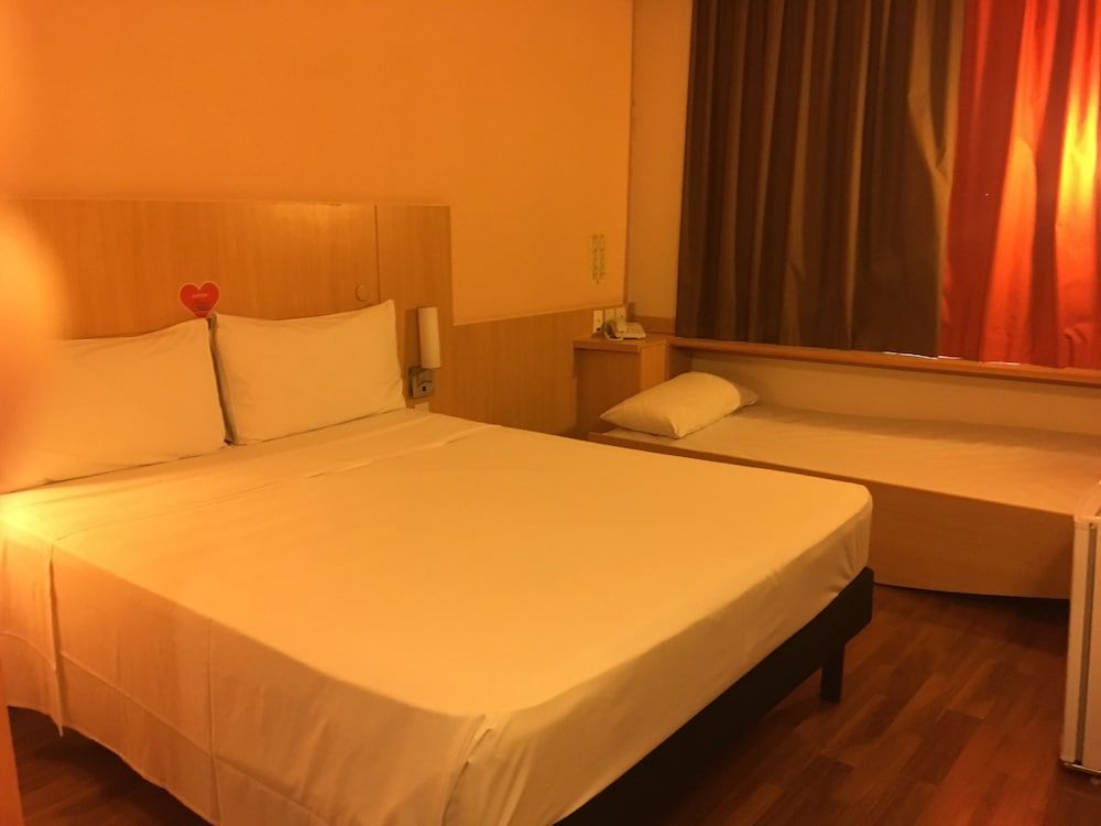 Standard Apartment, Multiple Beds