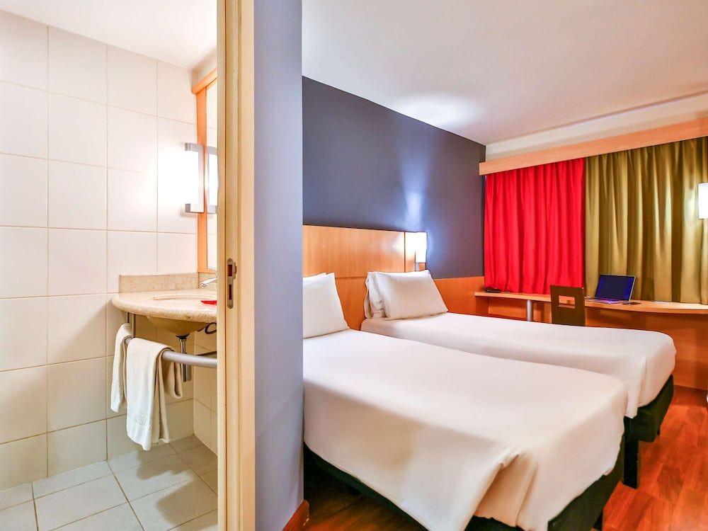 ibis Rio de Janeiro Botafogo Standard Room, 2 Twin Beds 3