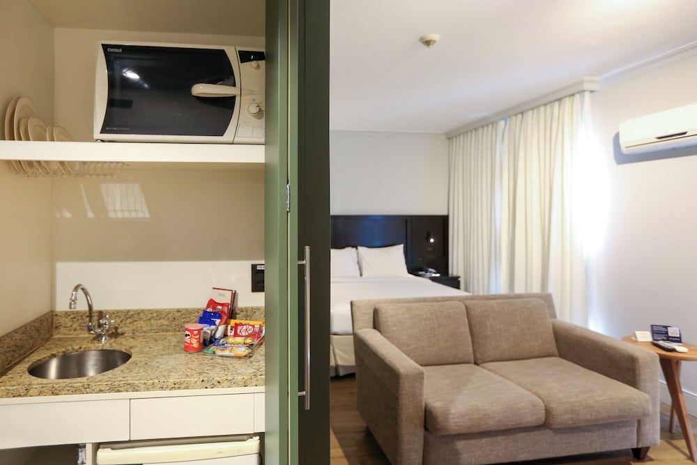 undefined Transamerica Executive Perdizes 9