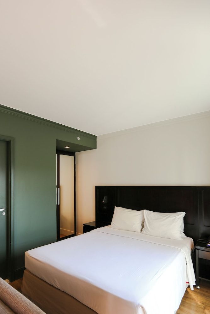 undefined Transamerica Executive Perdizes 3