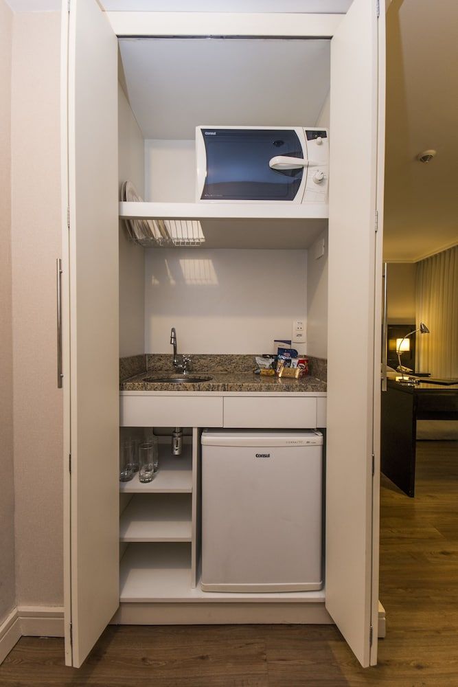 Transamerica Executive Perdizes Standard Twin Room 7