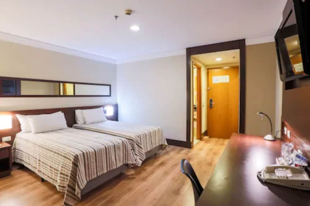 Transamerica Executive Congonhas Standard Twin Room 3