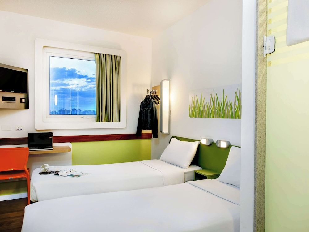 Standard Room, 2 Twin Beds