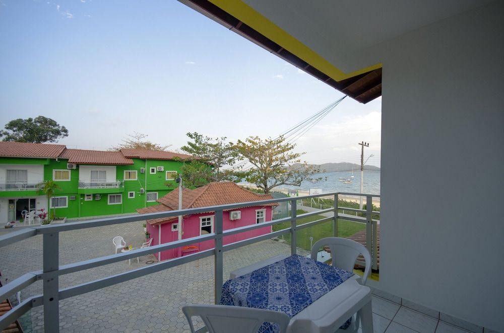 APARTAMENTO LATERAL AO MAR CASAL