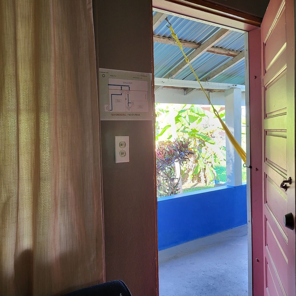 Hacienda Tropical Guest House Standard Triple Room, 1 Bedroom, Ensuite, Ground Floor 8