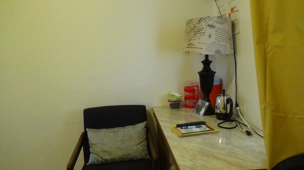 Hacienda Tropical Guest House Standard Triple Room, 1 Bedroom, Ensuite, Ground Floor 6