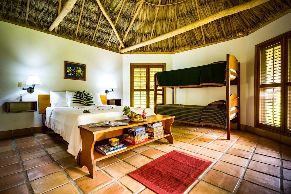 Tanager Rainforest Lodge Cottage