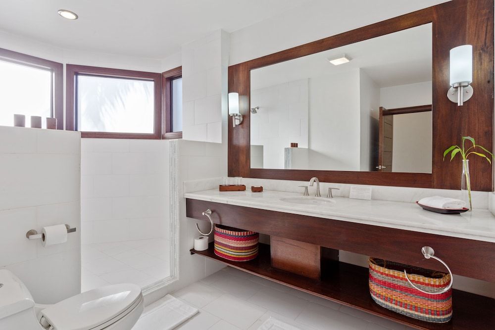 The Ellysian Boutique Hotel Luxury Suite, 1 Bedroom, 2 Queen Beds, Kitchenette 5