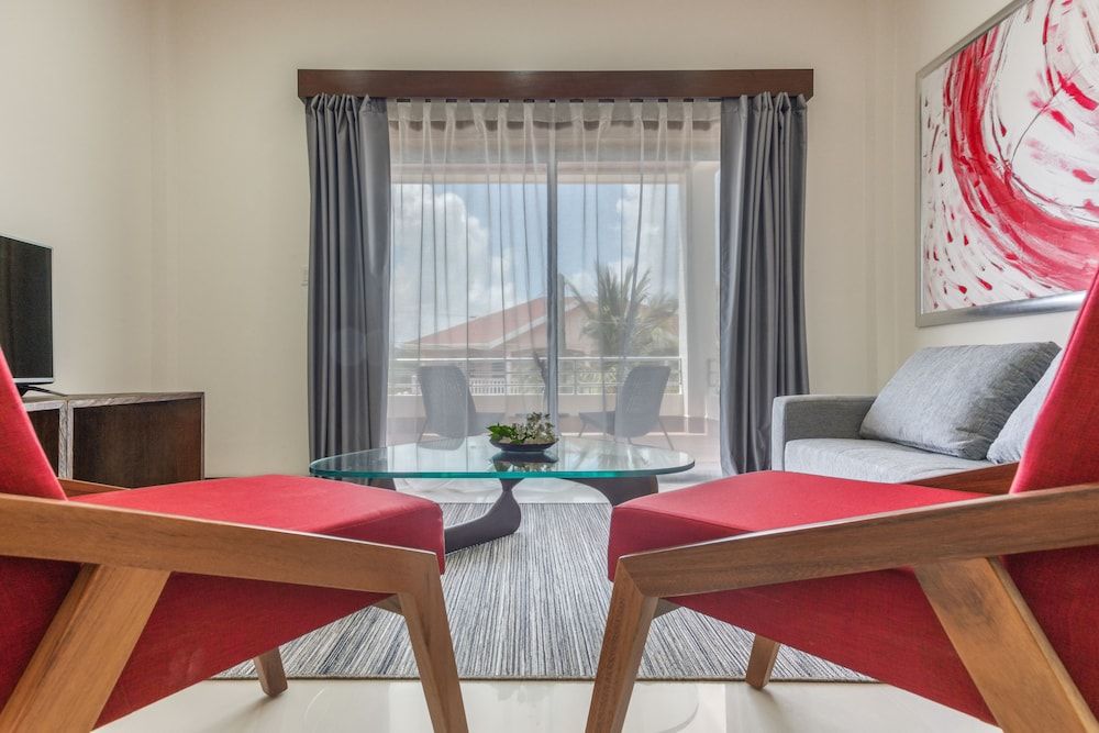 The Ellysian Boutique Hotel Luxury Suite, 1 Bedroom, 2 Queen Beds, Kitchenette 2