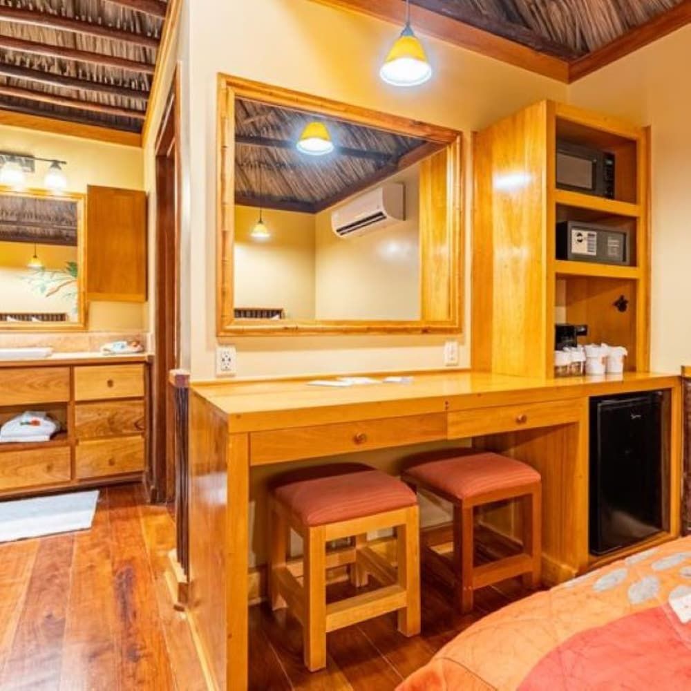 Ramon's Village Resort Jungle Standard, 2 Queen Beds 3