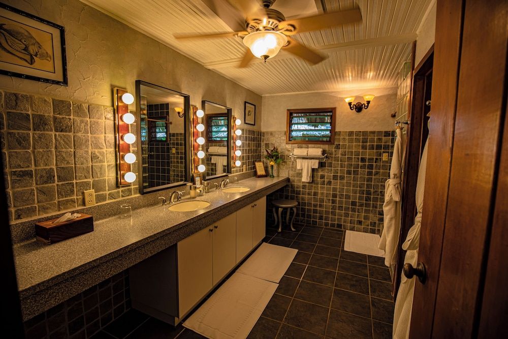 Chan Chich Lodge Deluxe Cabana (King) 3