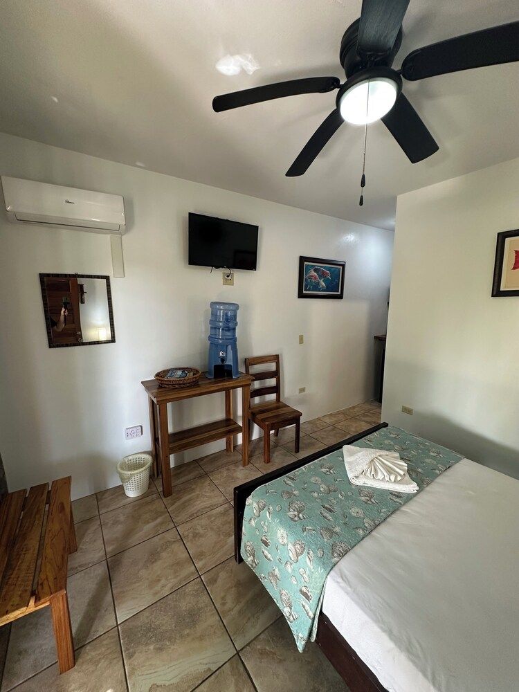 Deluxe, Queen, 1 Bedroom, Sea View