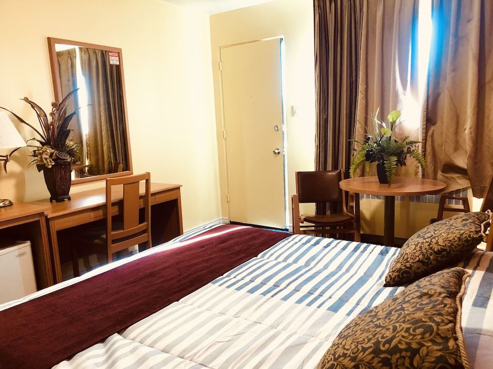 Martin's Inn Standard Room, 1 Queen Bed, Non Smoking 6