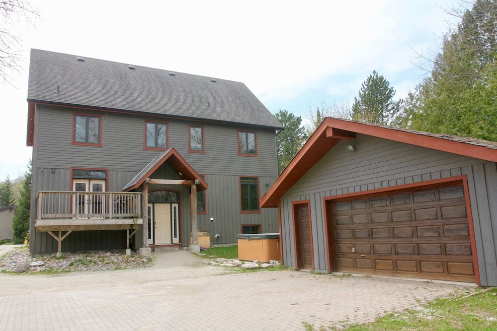 undefined 109 Plater Street 9