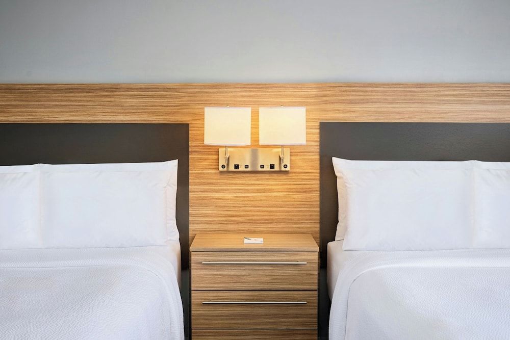 TownePlace Suites by Marriott Ottawa Kanata Studio, 2 Queen Beds 3