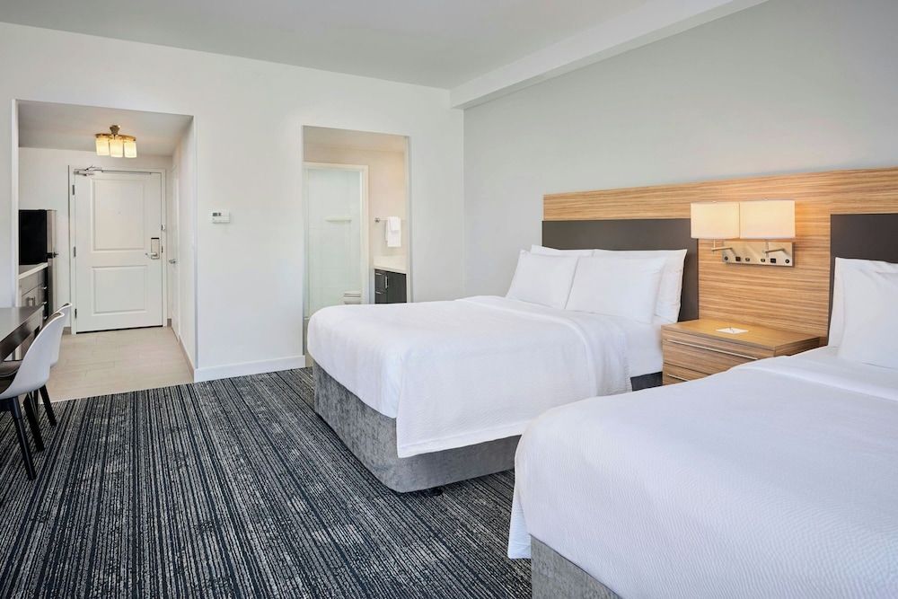 TownePlace Suites by Marriott Ottawa Kanata Studio, 2 Queen Beds