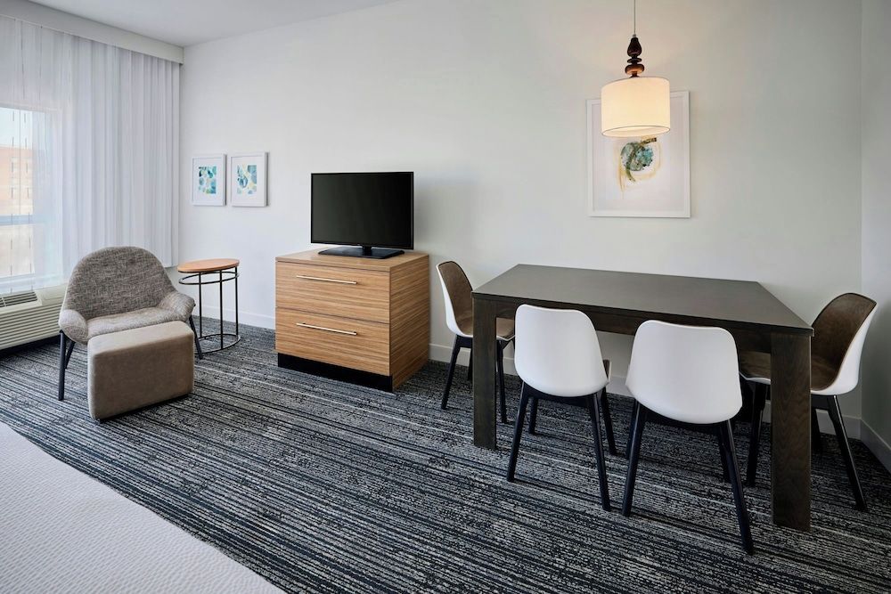 TownePlace Suites by Marriott Ottawa Kanata Studio, 2 Queen Beds 8