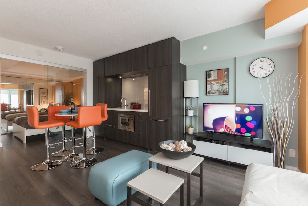 QuickStay - Yorkville's Finest (Yonge & Bloor) Condo, 2 Bedrooms 11