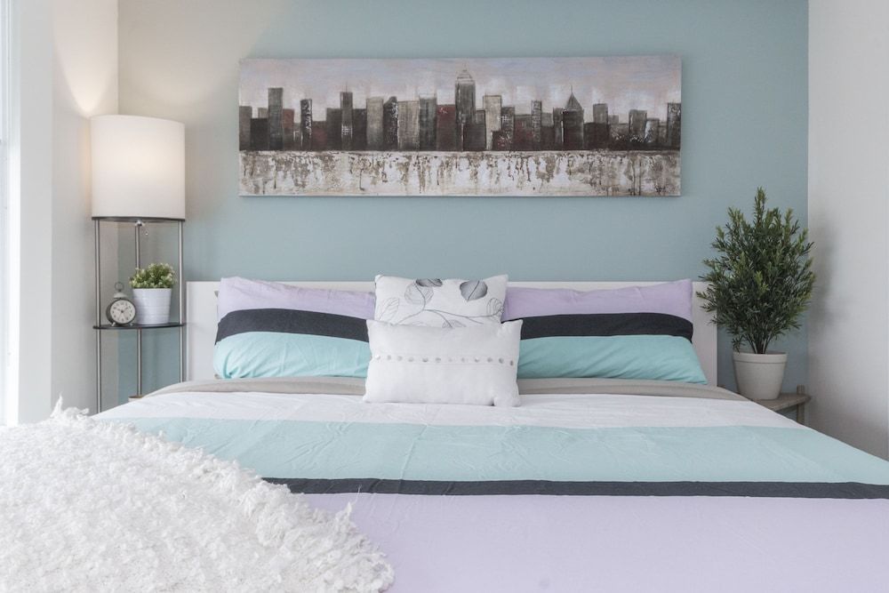 QuickStay - Yorkville's Finest (Yonge & Bloor) Condo, 2 Bedrooms 4