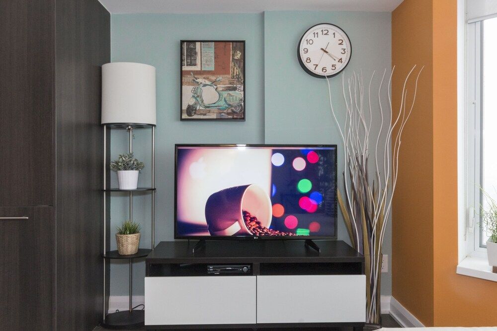 QuickStay - Yorkville's Finest (Yonge & Bloor) Condo, 2 Bedrooms 12