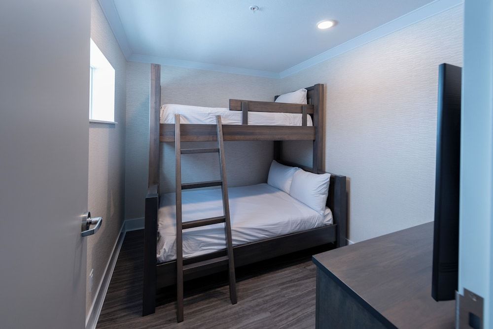 Prestige Treasure Cove Resort Family Room 2