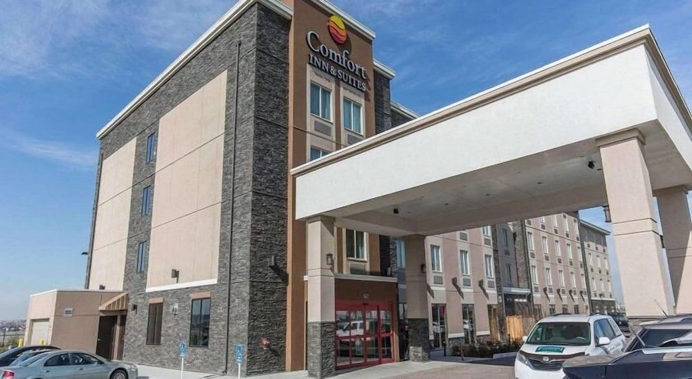 undefined Comfort Inn & Suites Airport North