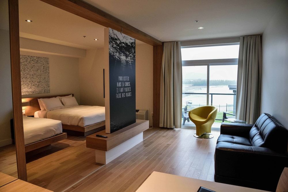 Junior Suite, 2 Queen Beds