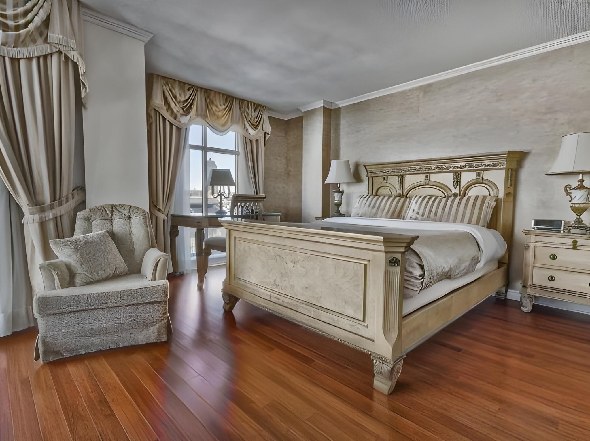 Signature Room, 1 Queen Bed and Sofa-Bed