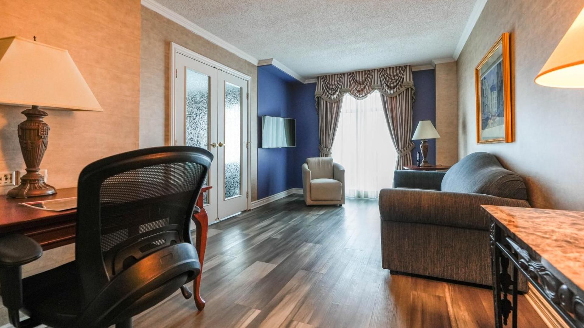 City View Family Suite, 2 Queen Beds and Sofa-Bed